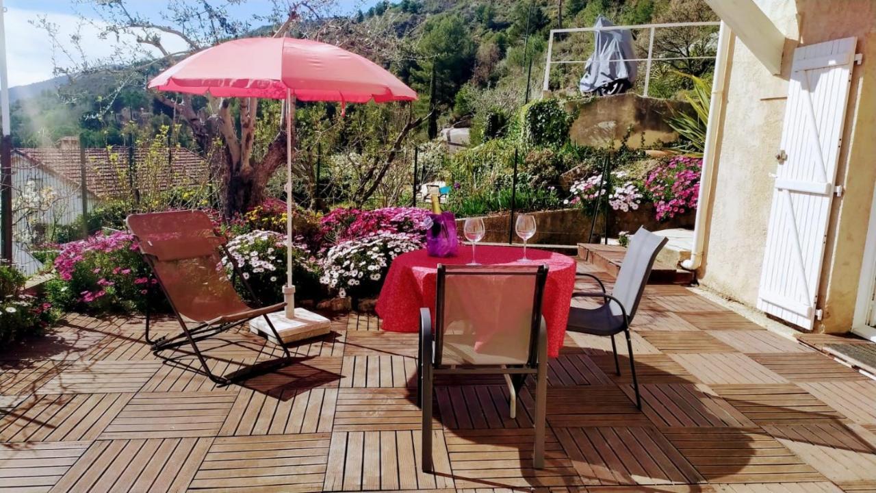 Studio le romantique à 20 kms de Nice Bendejun Exterior foto