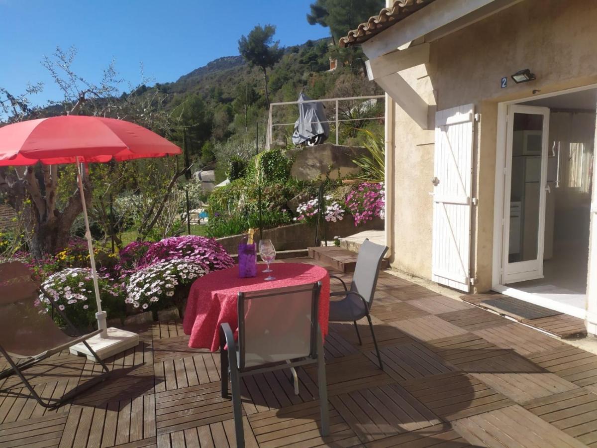 Studio le romantique à 20 kms de Nice Bendejun Exterior foto