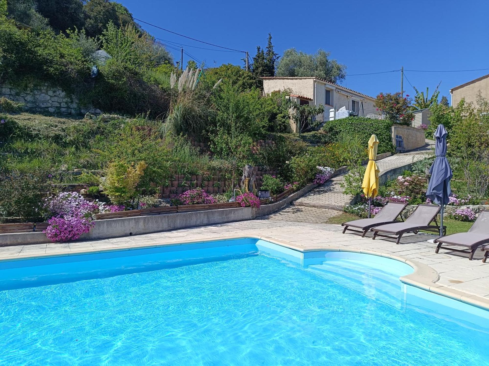 Studio le romantique à 20 kms de Nice Bendejun Exterior foto